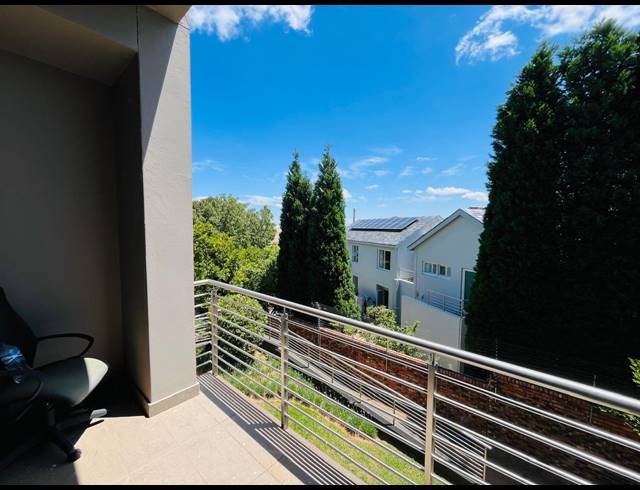 146M² OFFICE FOR SALE IN FOURWAYS GARDENS
